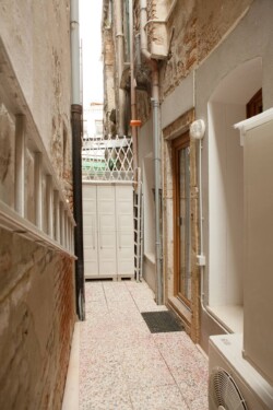 small enclosed courtyard